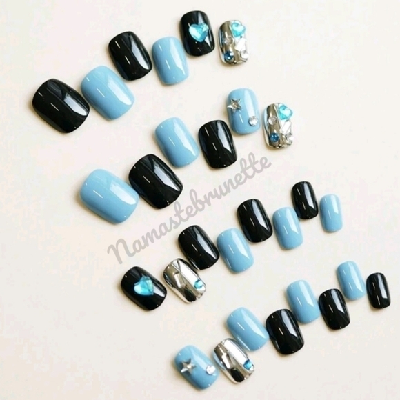 Rhinestone Stars & Hearts Press On Nails - Picture 4 of 14